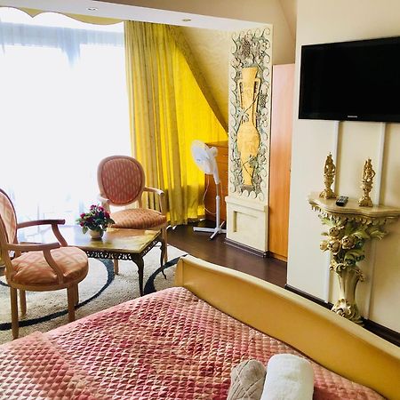 Columba Livia Guesthouse Palanga Ngoại thất bức ảnh
