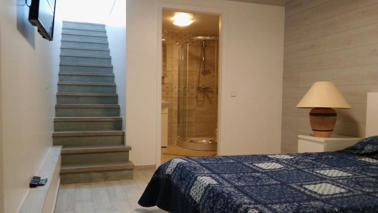Columba Livia Guesthouse Palanga Ngoại thất bức ảnh