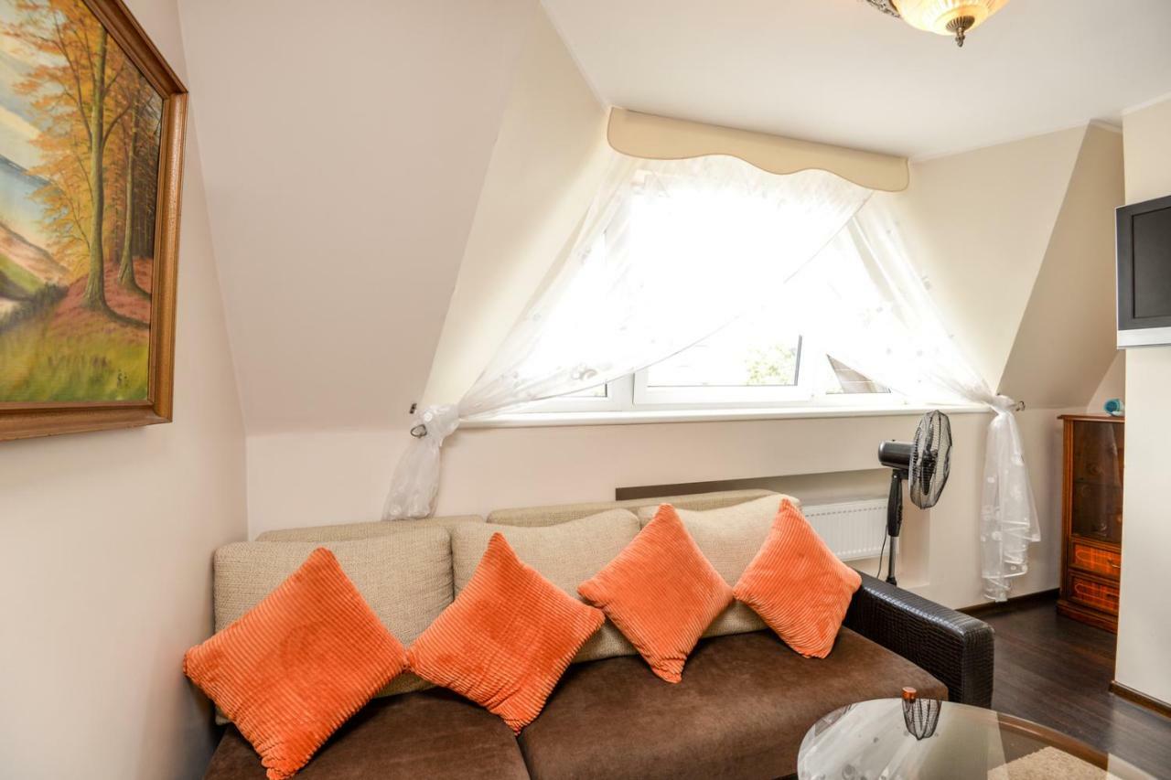 Columba Livia Guesthouse Palanga Ngoại thất bức ảnh