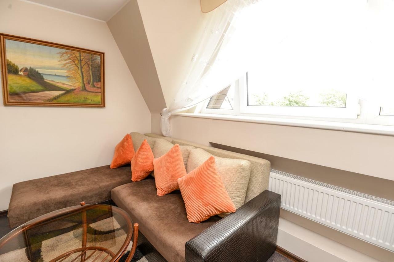 Columba Livia Guesthouse Palanga Ngoại thất bức ảnh