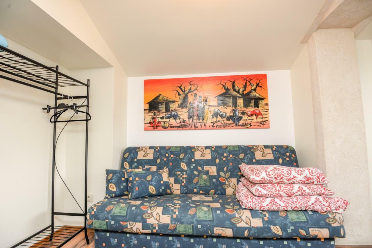 Columba Livia Guesthouse Palanga Ngoại thất bức ảnh
